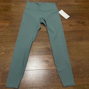 Brand new lululemon Wunder Under HR tight 28’’ leggings